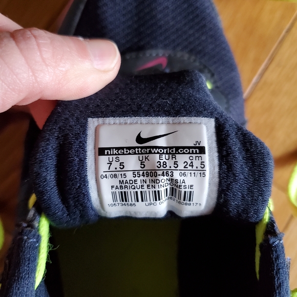 Nike Revolution 2 - Picture 3 of 4